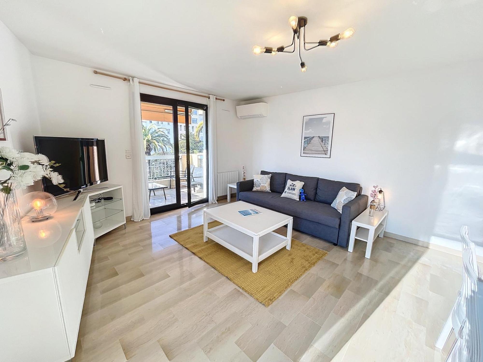 Appartamento Bright And Vast 1br Balcony Parking Heart Of Town 1 Mn *