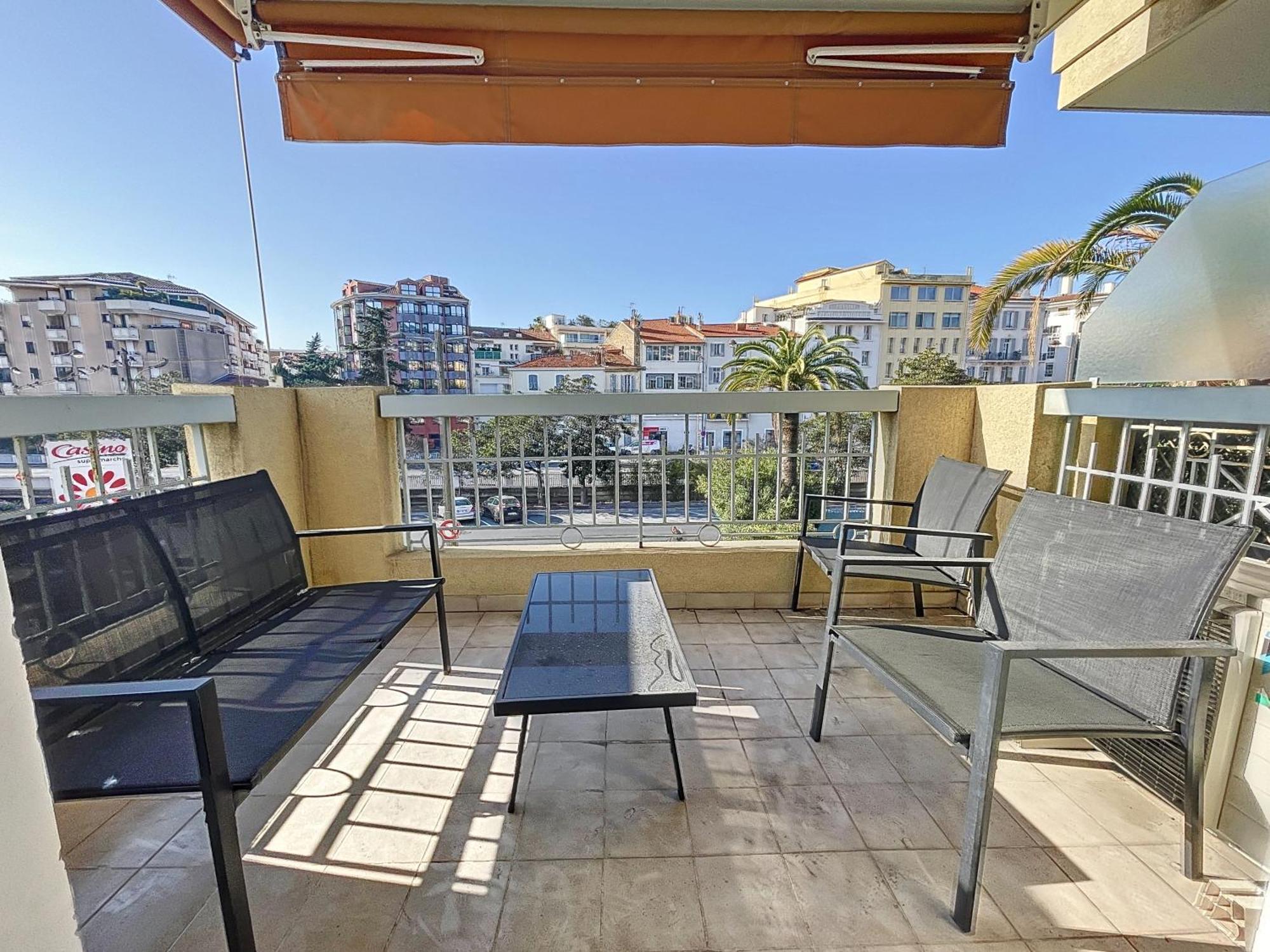 Bright And Vast 1br Balcony Parking Heart Of Town 1 Mn Appartamento Cannes